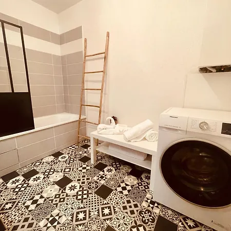 2 Cosy Proche Aeroport Et Meett Au Pied Du Tram Apartmán